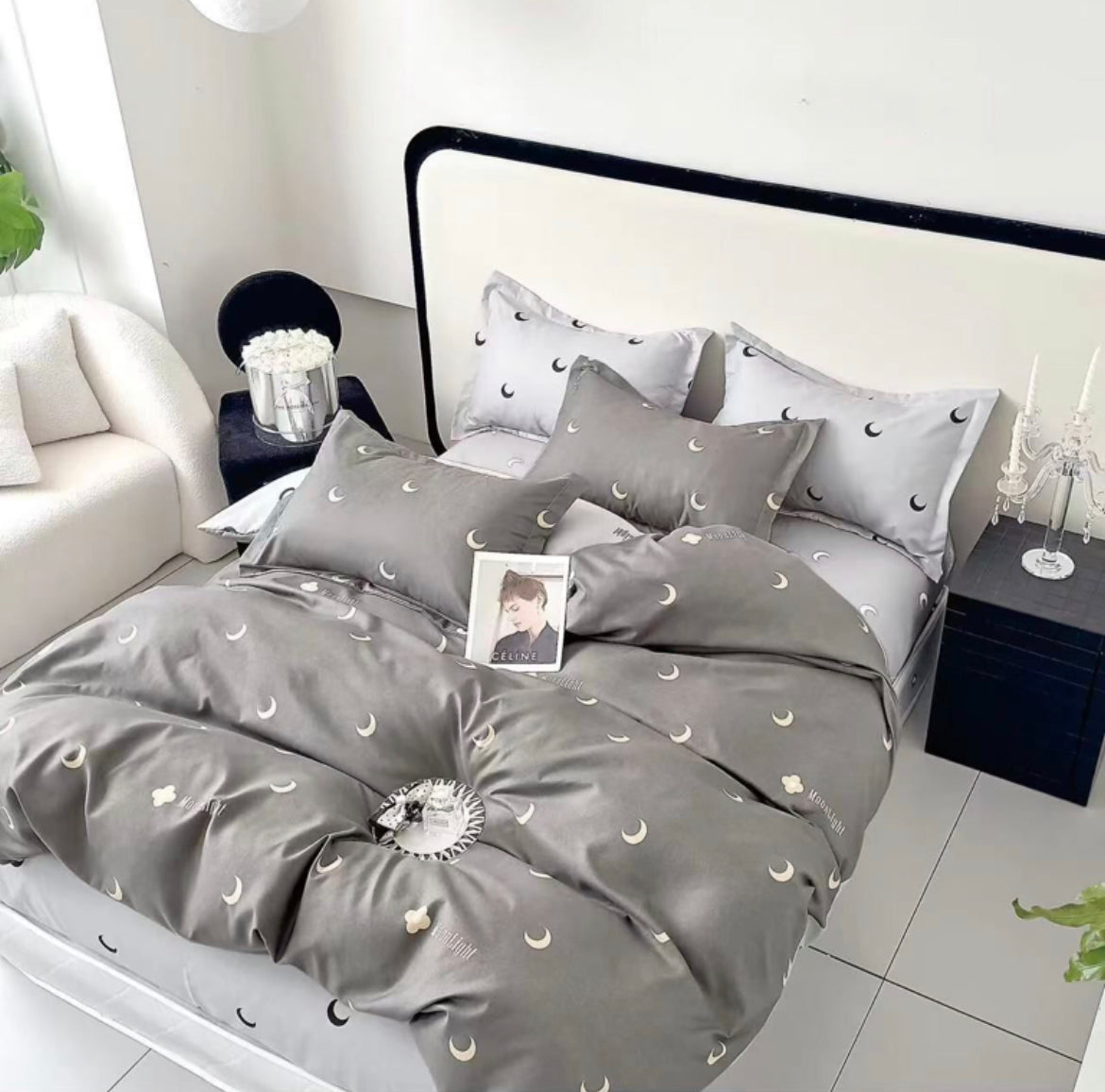 KOMPLET POSTELJINA MAXI- komplet sadrži 1kom navlaka za poplun 200x220+2jastučnice 60x80+2jastučnice 50x50+ 1plahtu ravnu 220x240